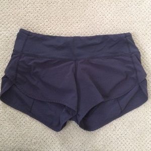 Lululemon Black Speed Shorts Size: 4