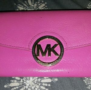 Michael Kors wallet - pink