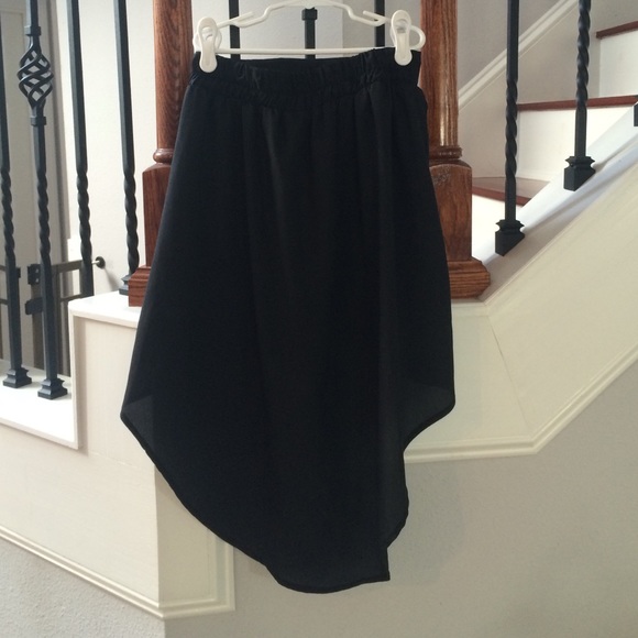 High low skirt - Picture 2 of 4