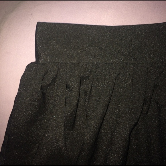 High low skirt - Picture 3 of 4