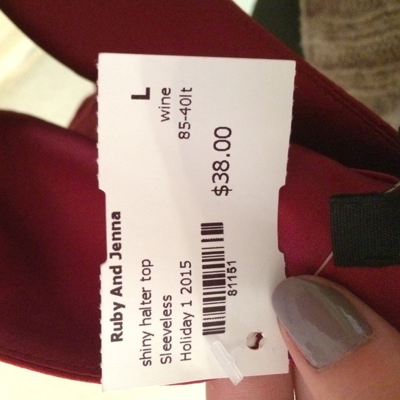 Shiny red halter top - Picture 3 of 4