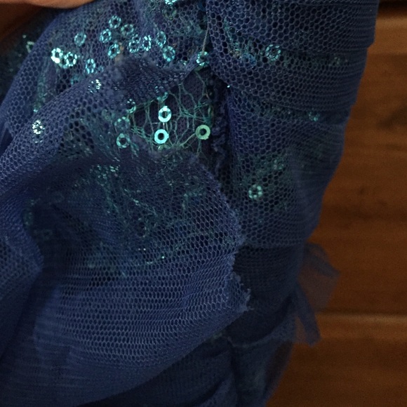 Dress - Picture 3 of 3
