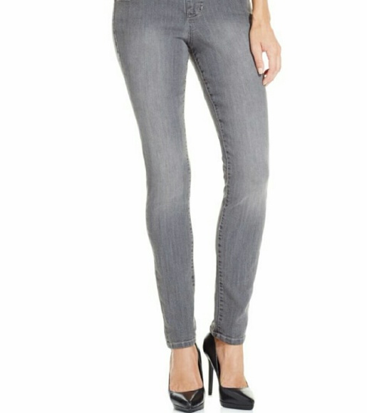 NWOT Grey skinny jegging - Picture 2 of 4