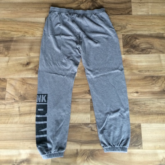 ❌ Bundled❌VS Pink sweatpants - Picture 3 of 3