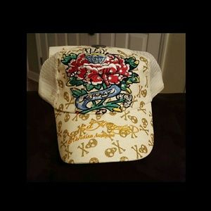 NWT Ed Hardy hat