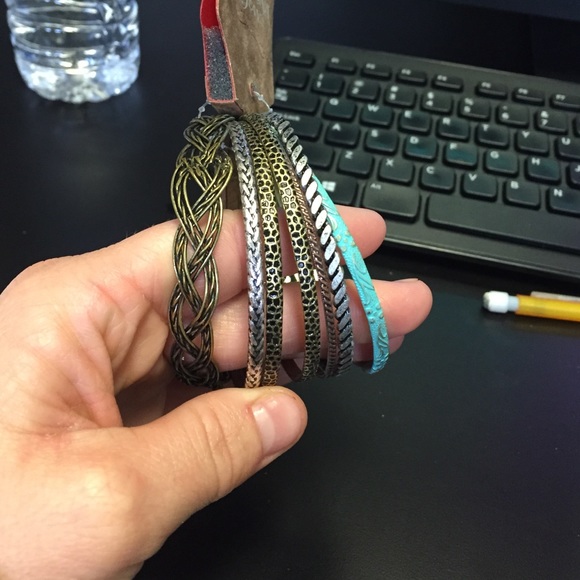 Bangle bracelets - Picture 2 of 2