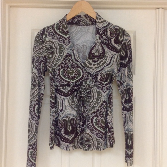 Print Cross-Neck Top