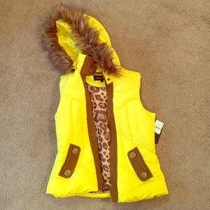 Yellow fitted vest