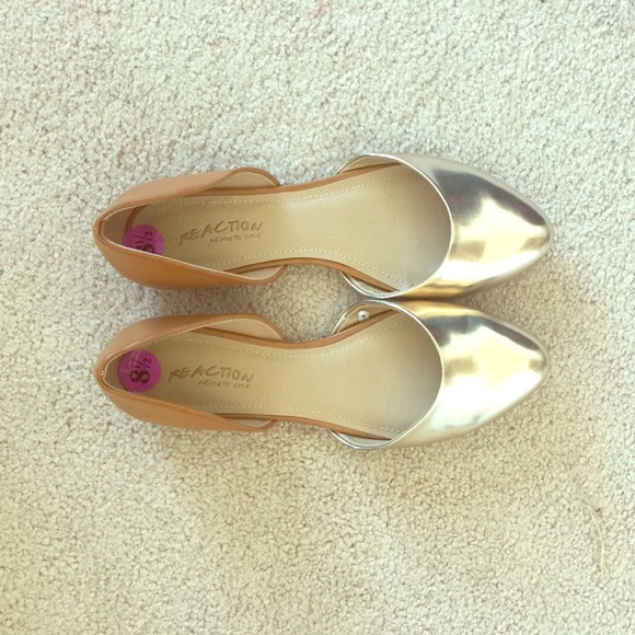 Kenneth Cole reaction flat