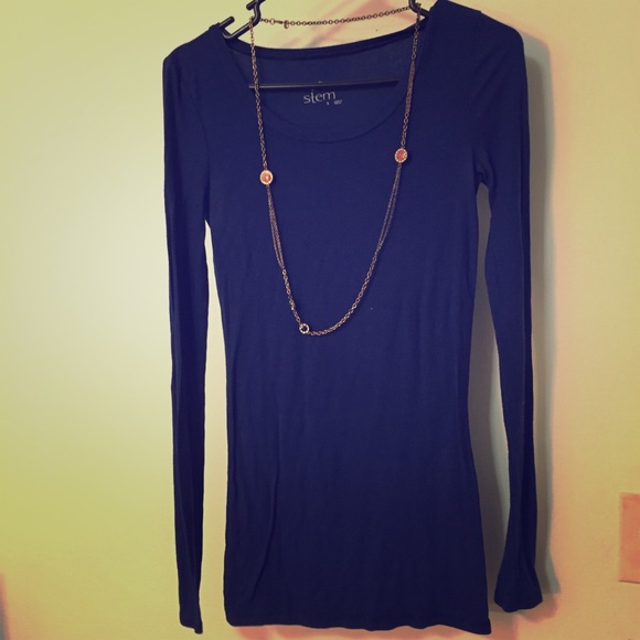 Stem Long Sleeve Fitted T-Shirt