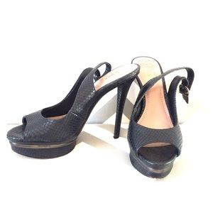 Vince Camuto Snakeskin Charcoal Gray Heels
