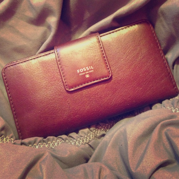 Fossil wallet 🍂