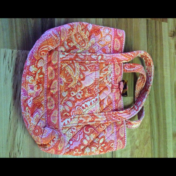 Vera Bradley hand bag