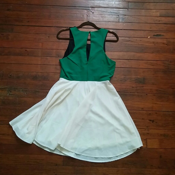 Colorblock Dress - Picture 3 of 3