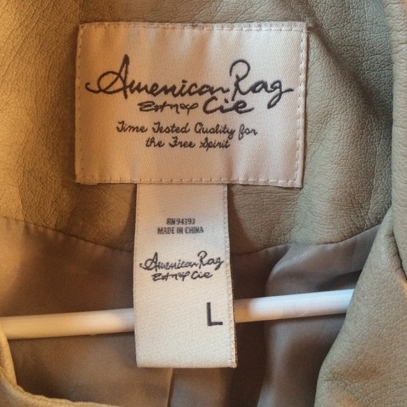 Jacket - Picture 4 of 4