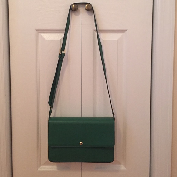 Green hand bag NWOT