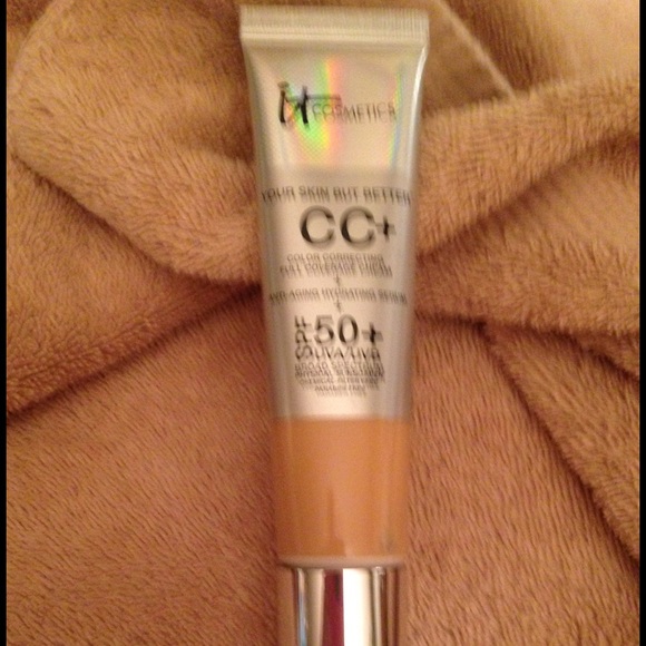 IT COSMETIC CC CREAM 50 SPF