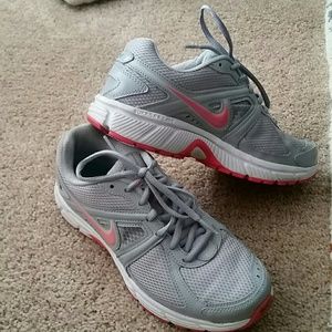 Nike running shoes in excellent condition.