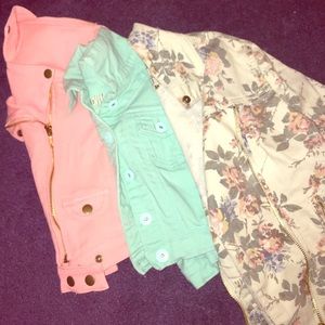 Selling 3 jean jackets!