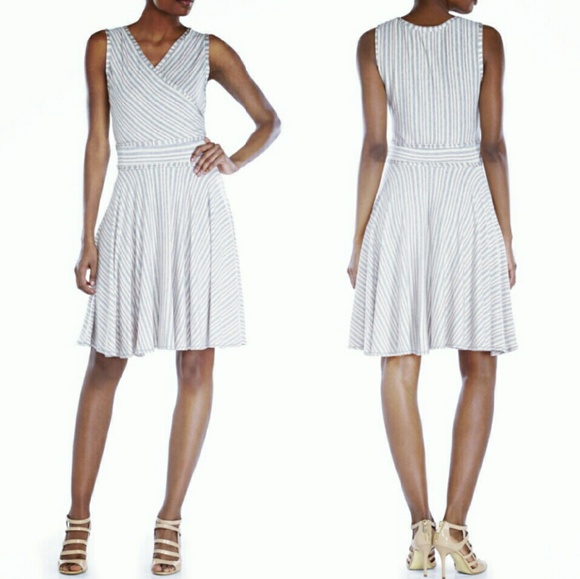 Max Studio Dresses & Skirts - 💲39✂Max Studio Striped Dress🎉2x HP🎉