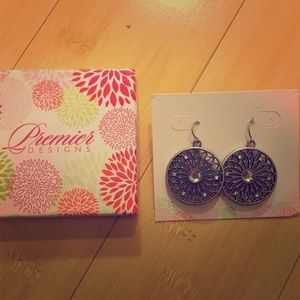 Premier Designs Earrings