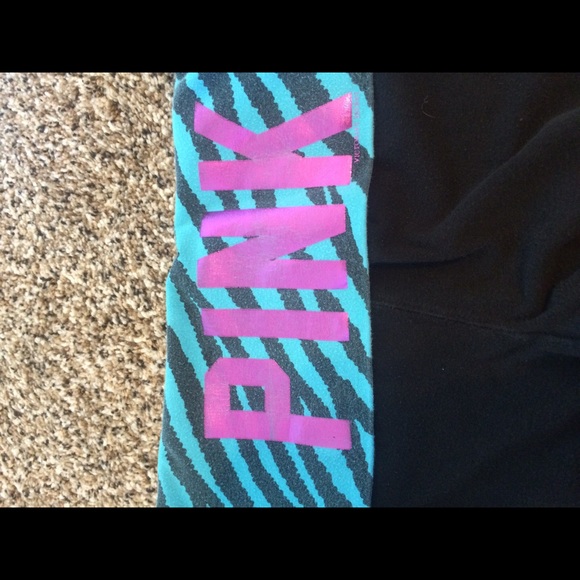 3 pairs of athletic capris