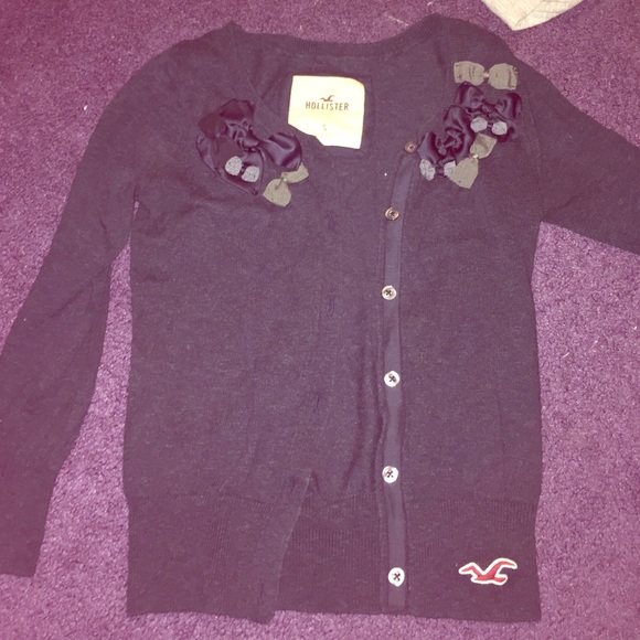 Hollister quarter sleeve cardigan