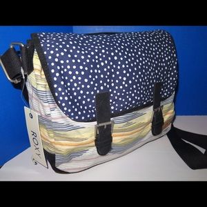 Roxy messenger bag