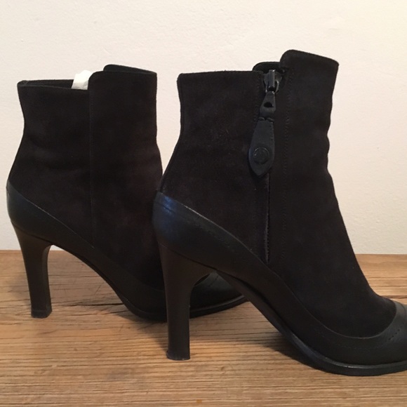 Gorgeous Rag & Bone suede and leather ankle boots - Picture 4 of 4