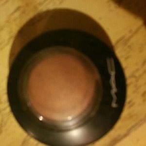 ***** Traded ***Mac blush
