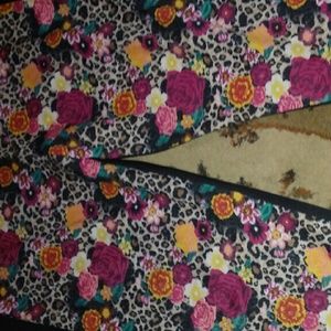 Front flower leggings