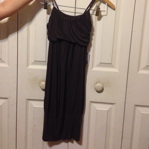 Forever 21 dress, dark brown, size "M" nwt.