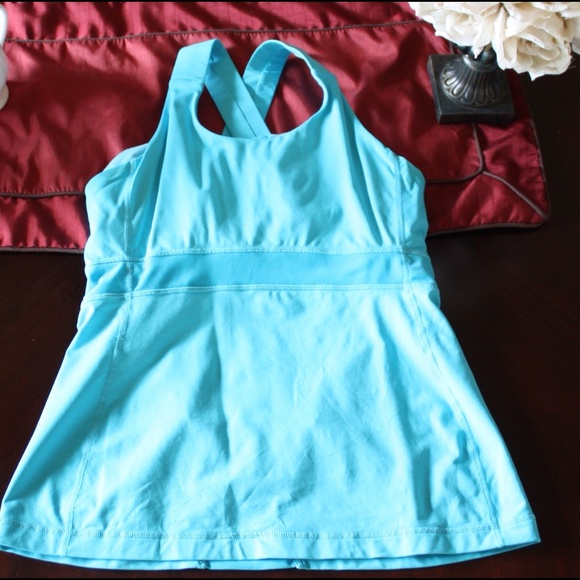 Lululemon tank