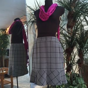 Flirty gray skirt with ruffled hem.