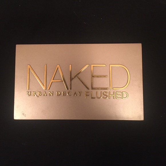 Urban Decay Naked Flushed