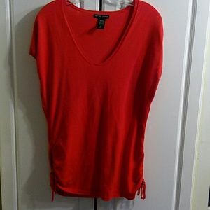 Light weight capped sleeve sweater. (Junior size)
