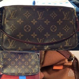 Authentic Louis Vuitton small pochette