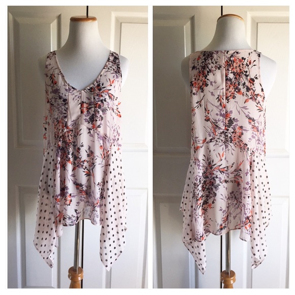 🚫SOLD🚫Anthropologie Garden-Pop Hanky Hem Tank - Picture 3 of 3