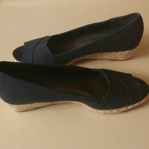 Life Stride "Lioness" shoes