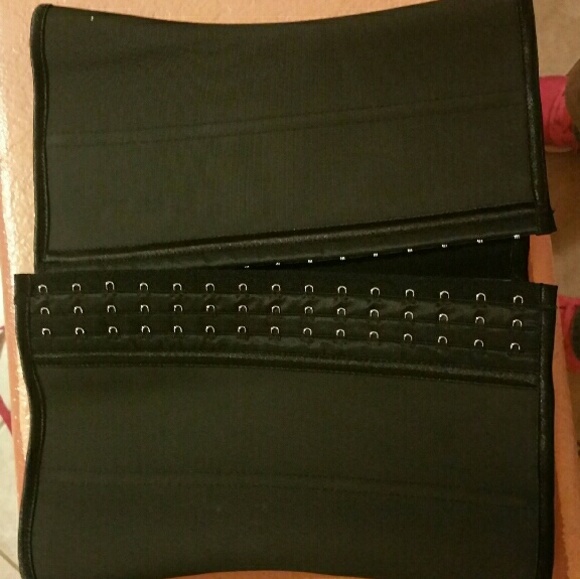 Waist trainer size small