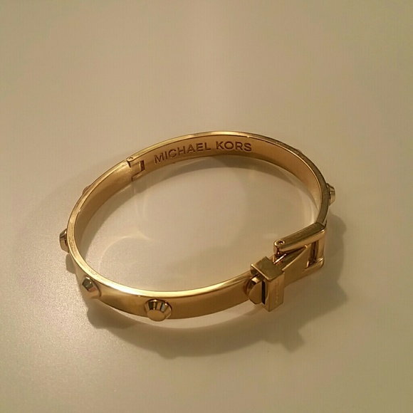 ☆SOLD ON M..☆Michael Kors Belt Bracelet