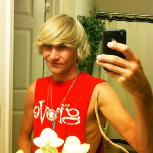 Meet your Posher, Todd