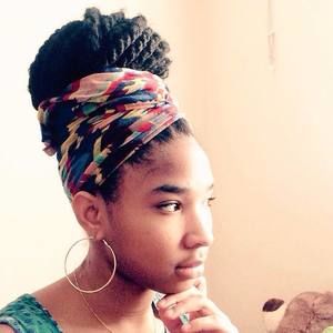 Meet your Posher, Alicia