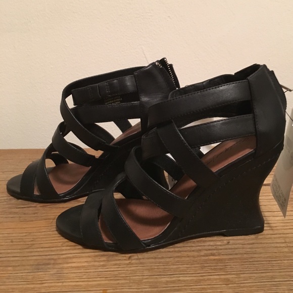 Elizabeth & James high heel sandals brand new - Picture 2 of 3