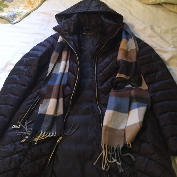 Brand new, authentic Nautica jacket! perfect! - Picture 3 of 4