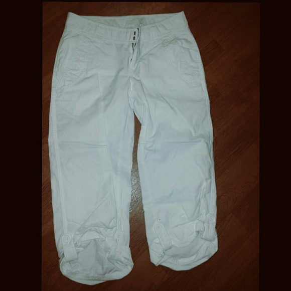 The Northface white capri pants