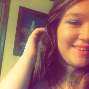 Meet your Posher, Mackenzie