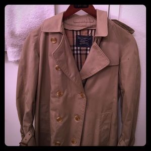 VINTAGE Burberry trench coat