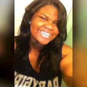 Meet your Posher, Kayla