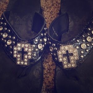 Western style bling chunky flip flops